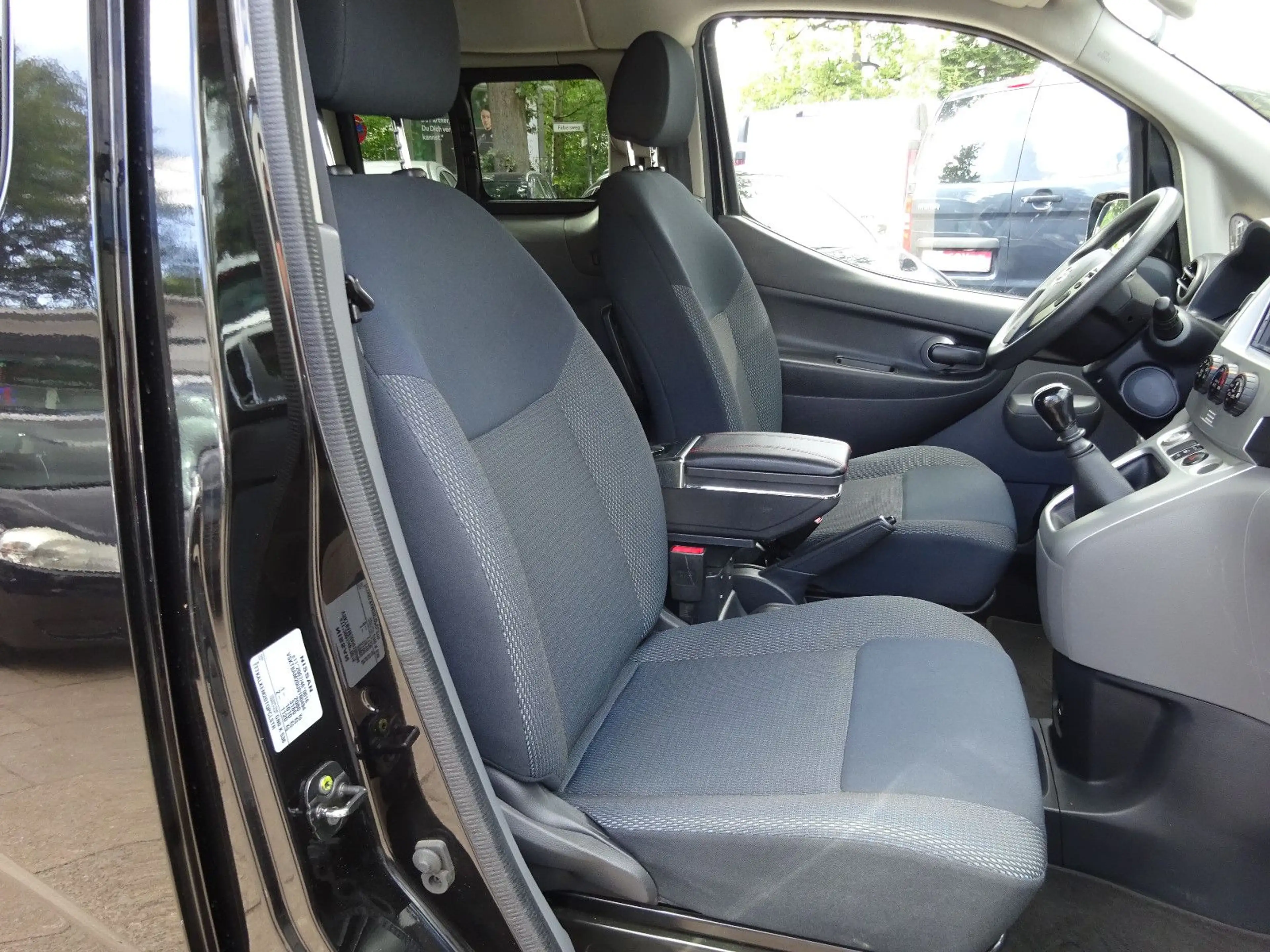 Nissan NV200 /Evalia Evalia Tekna/ Navi / SHZ / 7-Sitze — photo 15