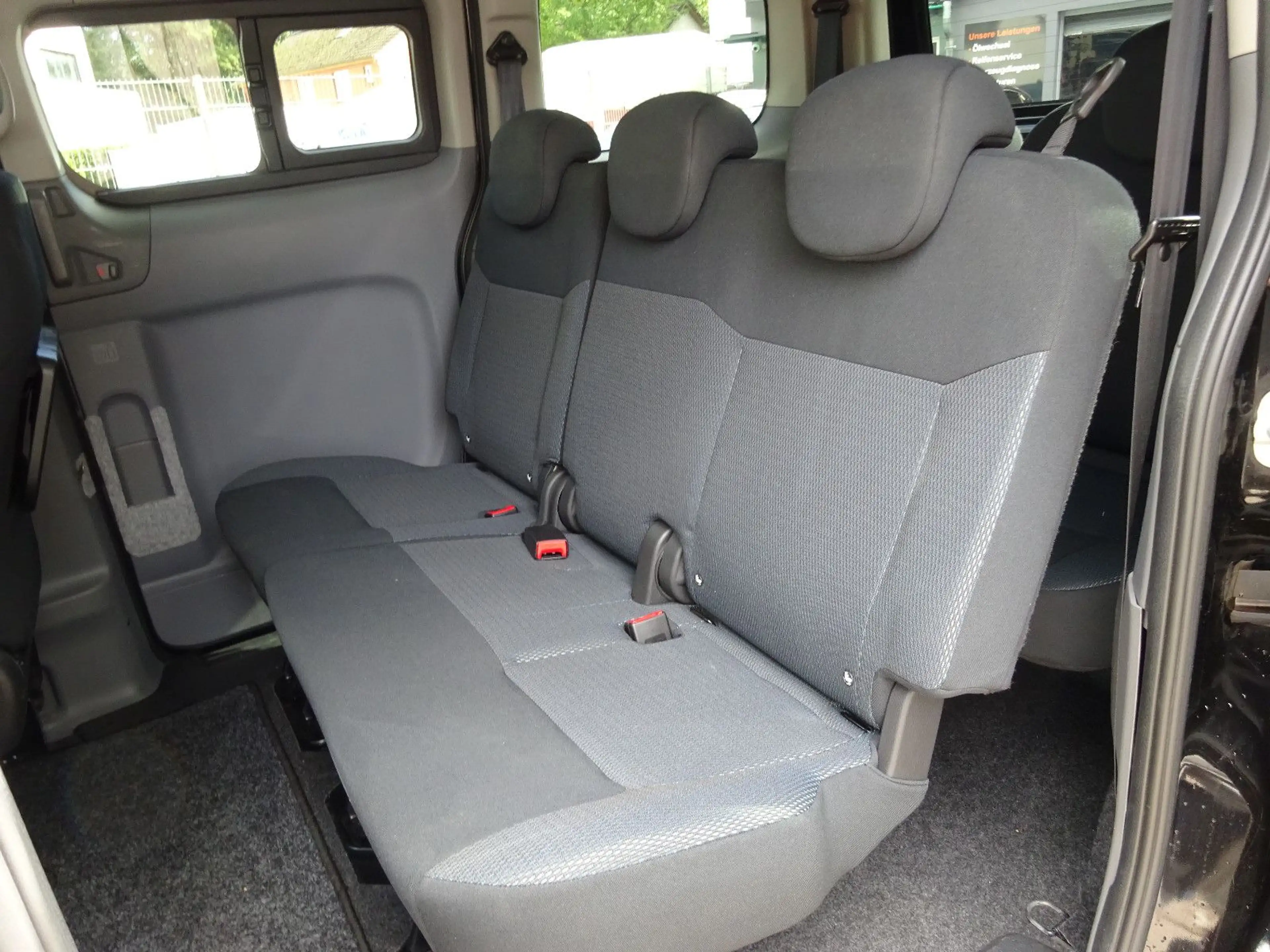 Nissan NV200 /Evalia Evalia Tekna/ Navi / SHZ / 7-Sitze — photo 10