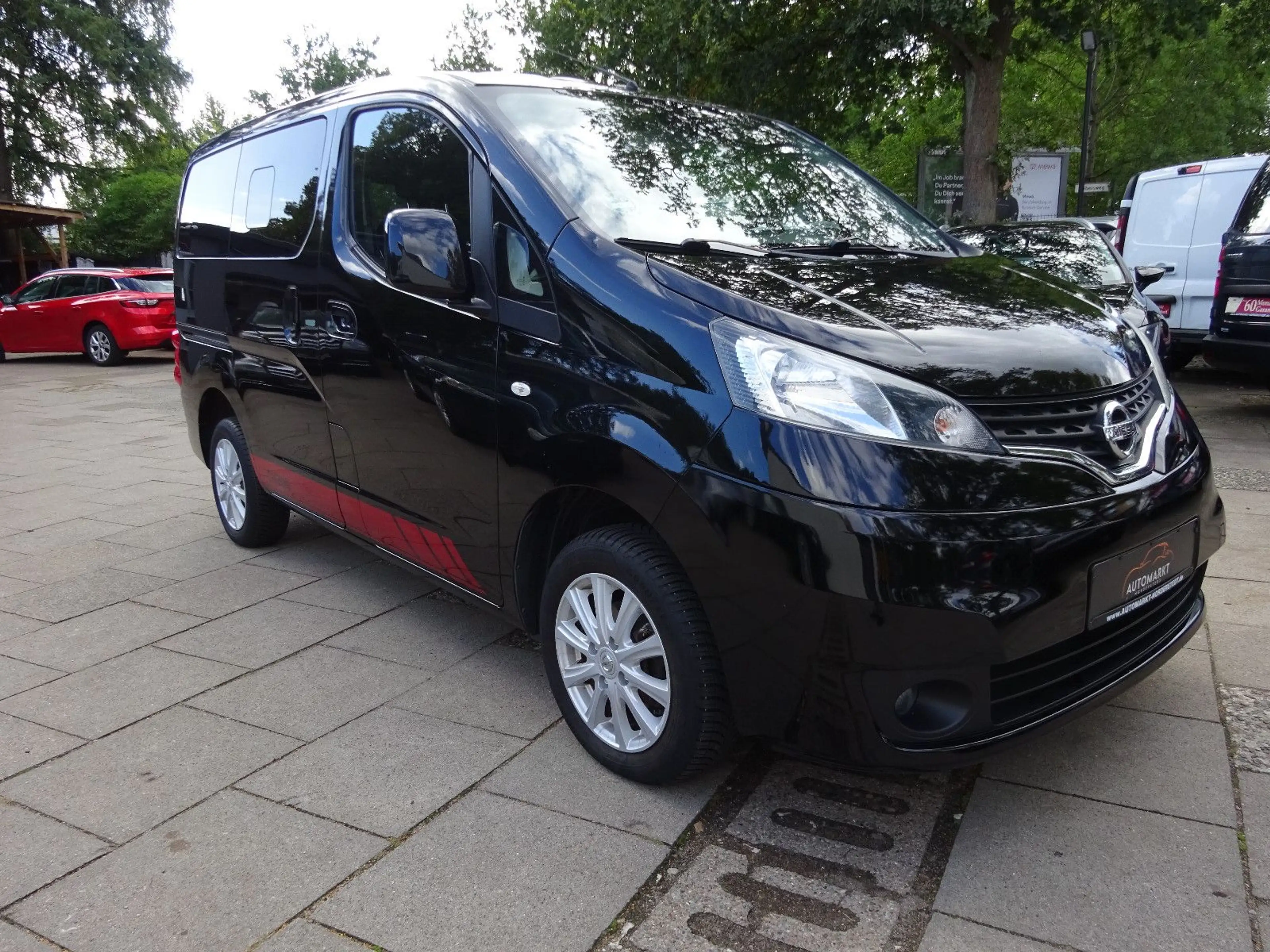 Nissan NV200 /Evalia Evalia Tekna/ Navi / SHZ / 7-Sitze — photo 3