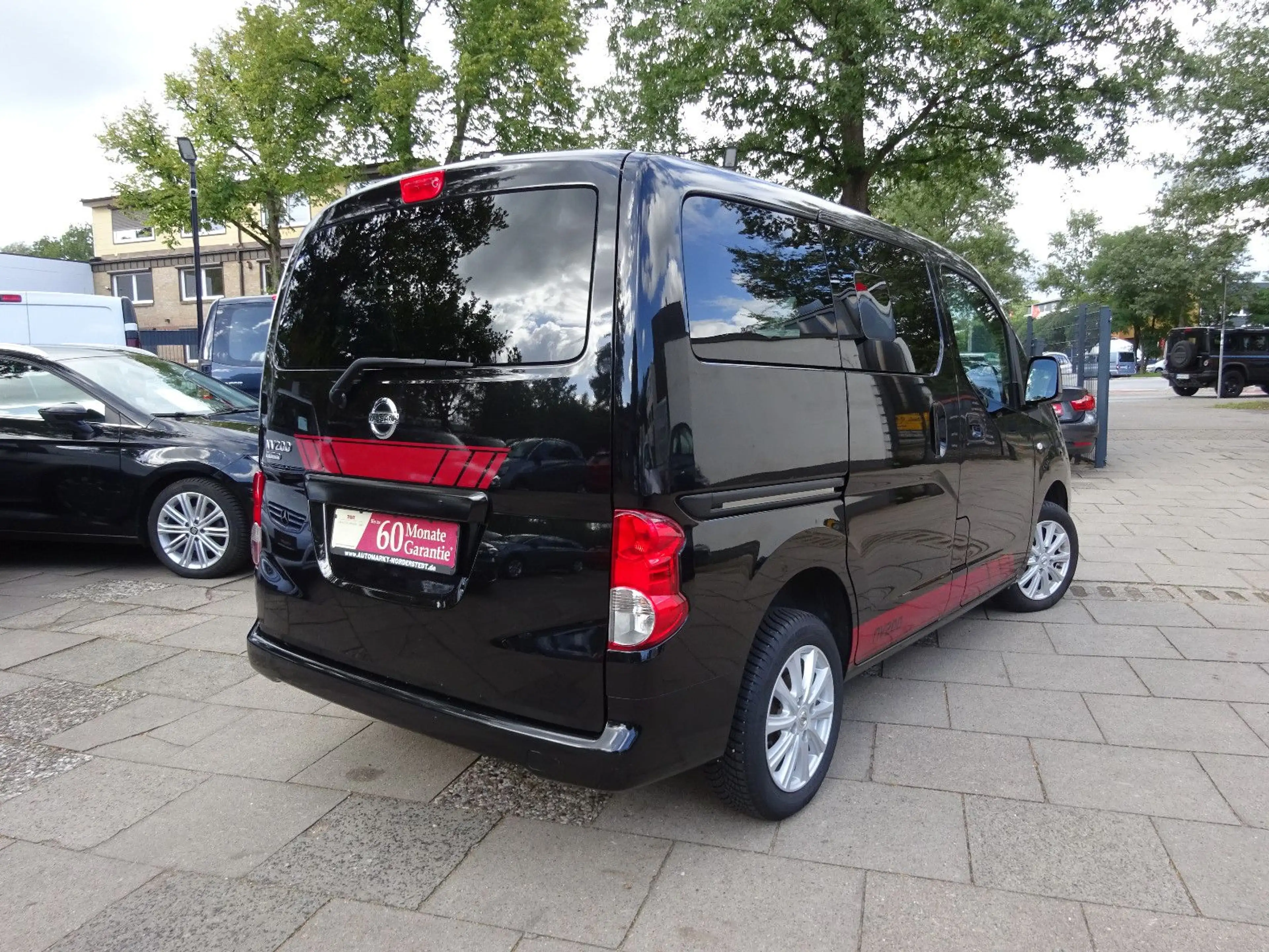 Nissan NV200 /Evalia Evalia Tekna/ Navi / SHZ / 7-Sitze — photo 9