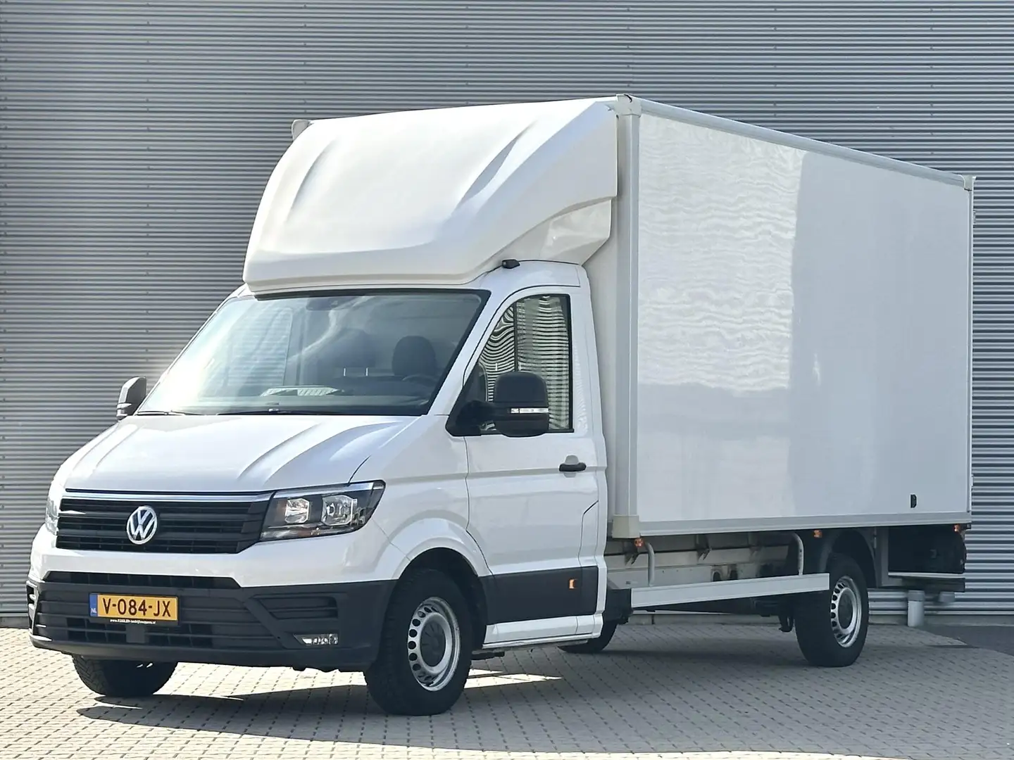Volkswagen Crafter 35 2.0 TDI L4 EL Highline Bakwagen Automaat 180pk Wit - 1