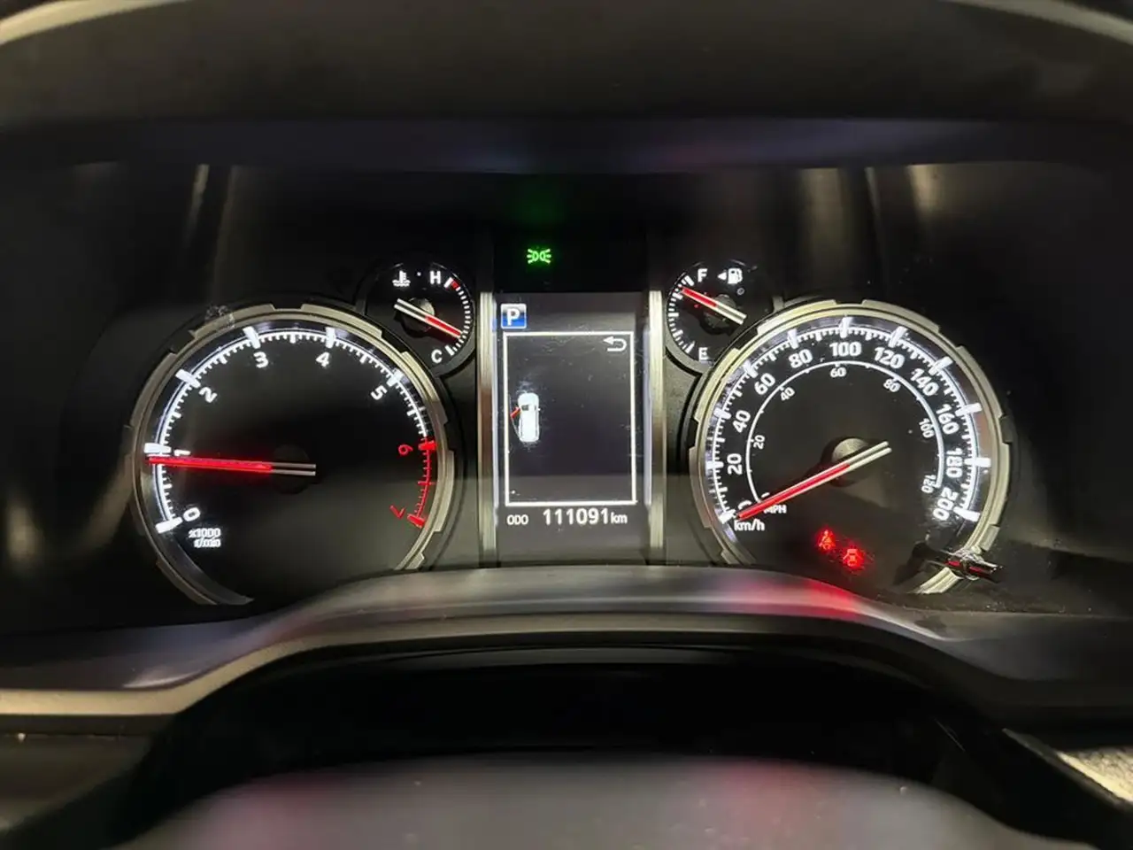 Toyota 4-Runner снимка Toyota 4-Runner