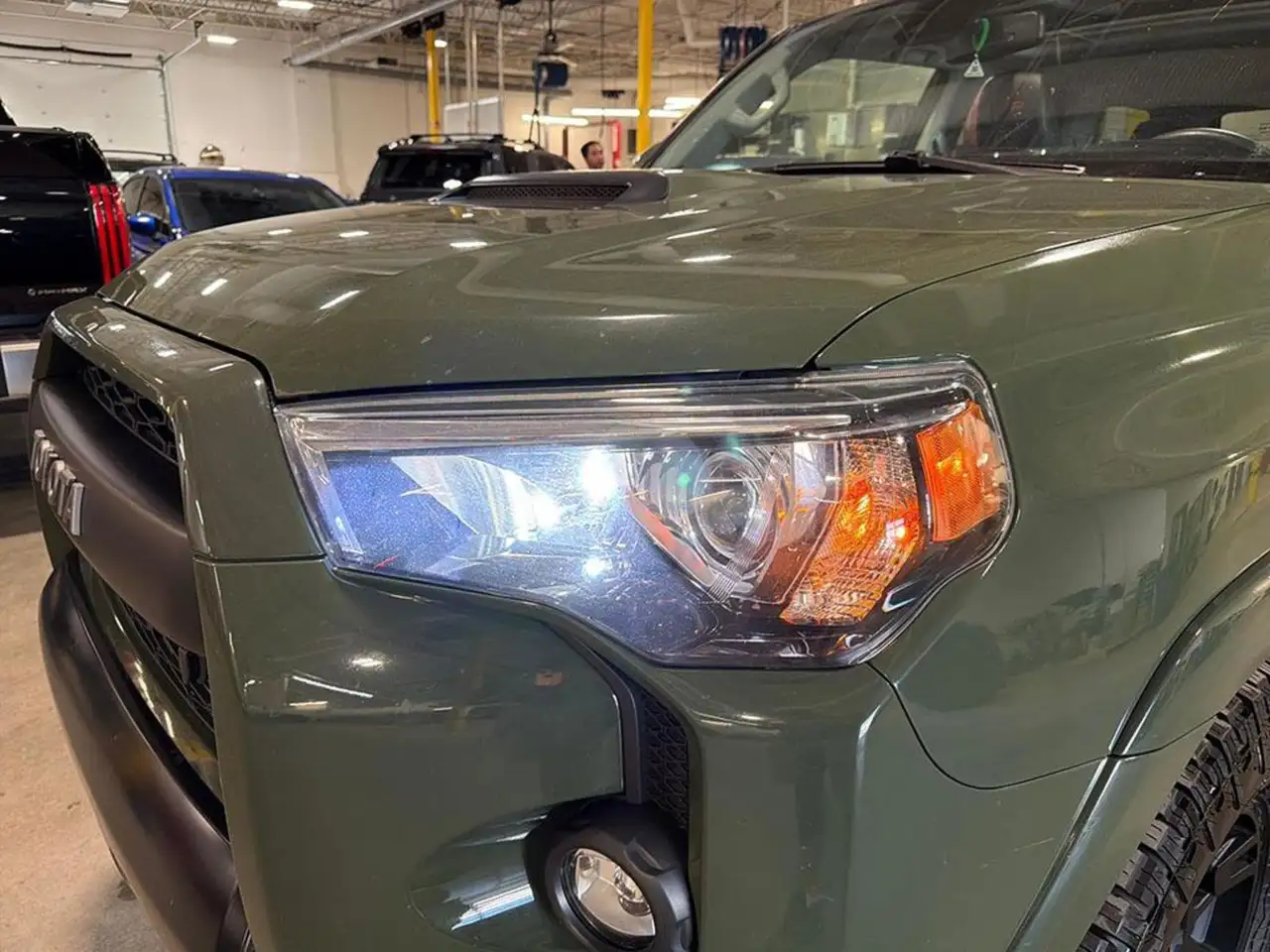 Toyota 4-Runner снимка Toyota 4-Runner