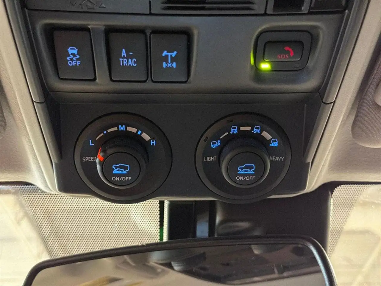 Toyota 4-Runner снимка Toyota 4-Runner