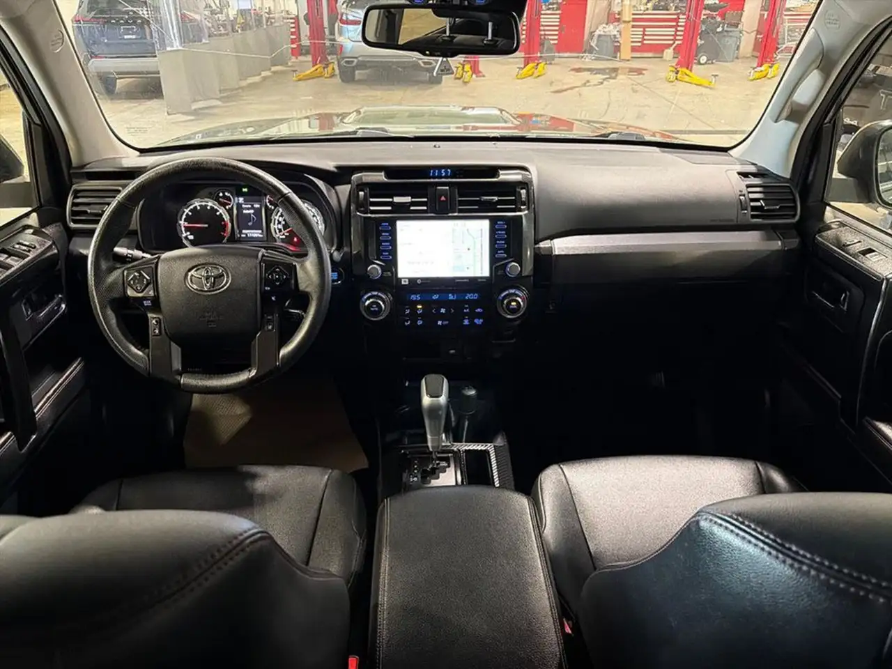 Toyota 4-Runner снимка Toyota 4-Runner