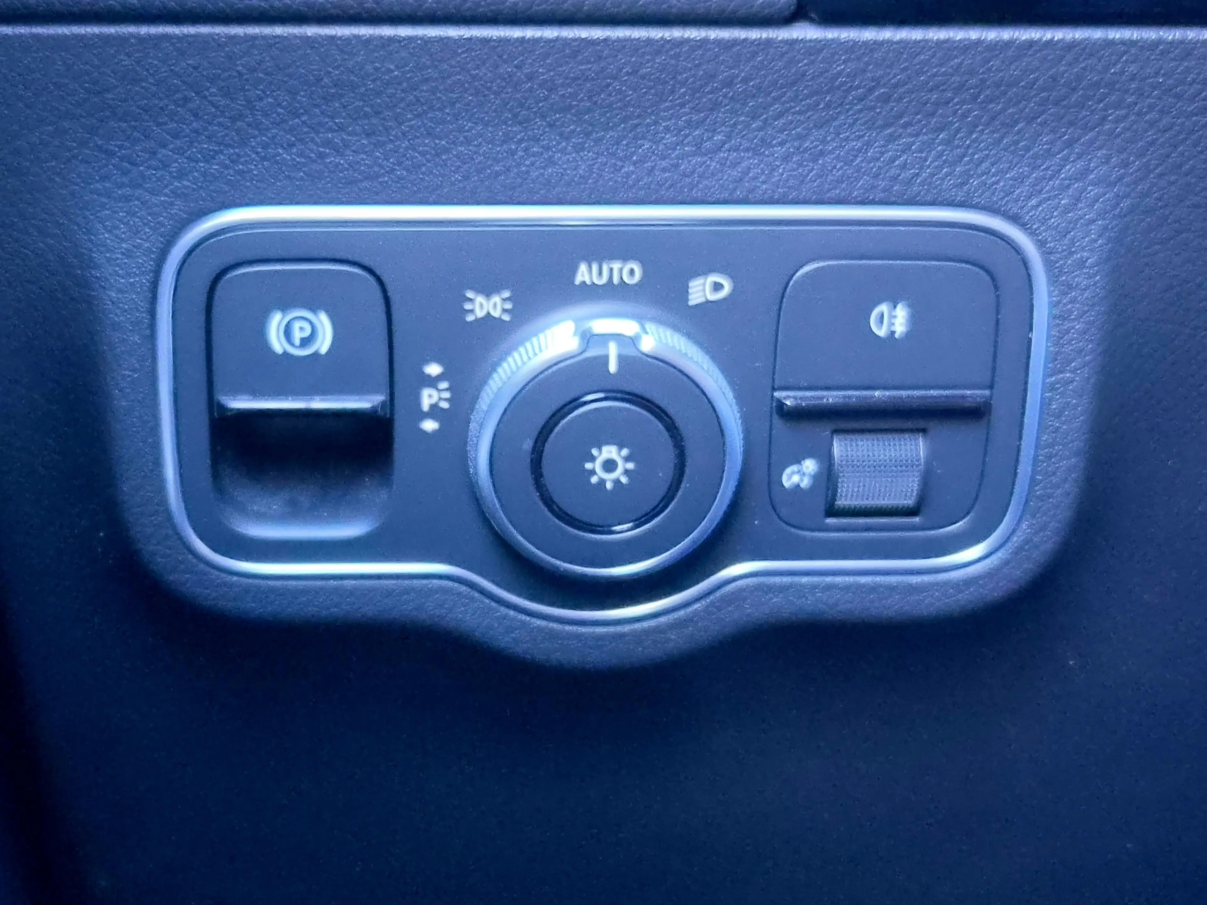 Mercedes-Benz GLA 250 e 218PK Luxury Line PHEV + 1e Eigenaar|Dealer OH|P — photo 33