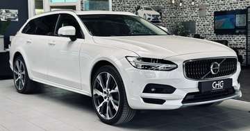 Pro AWD |LED|SHZ|AHK|Pano|B&W|21"|