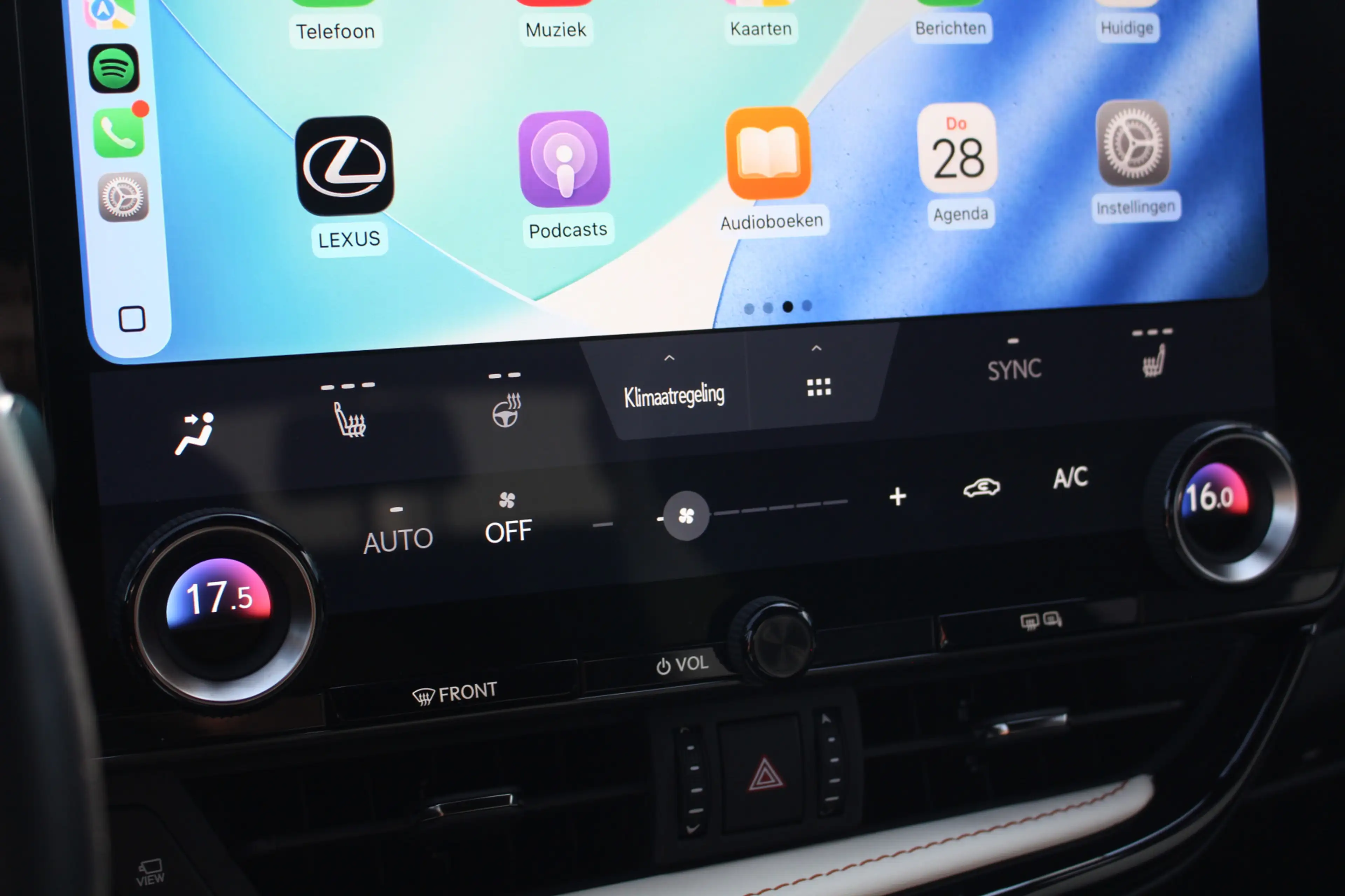 Lexus NX 450h+ Plug-in Hybrid AWD Luxury Line I 360-camera I Head — photo 13