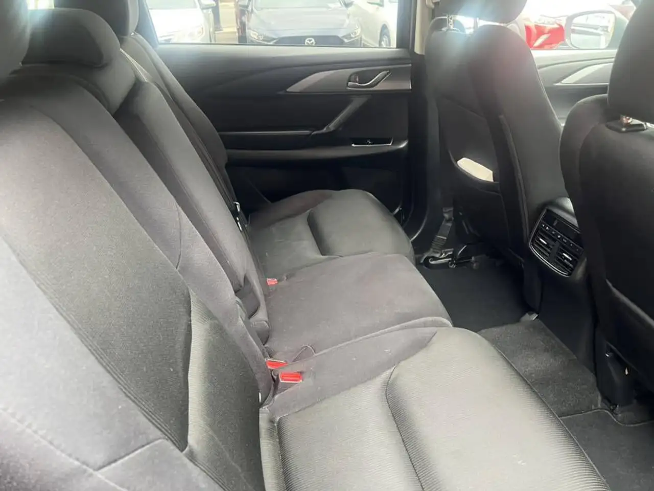 Mazda CX-9 снимка Mazda CX-9