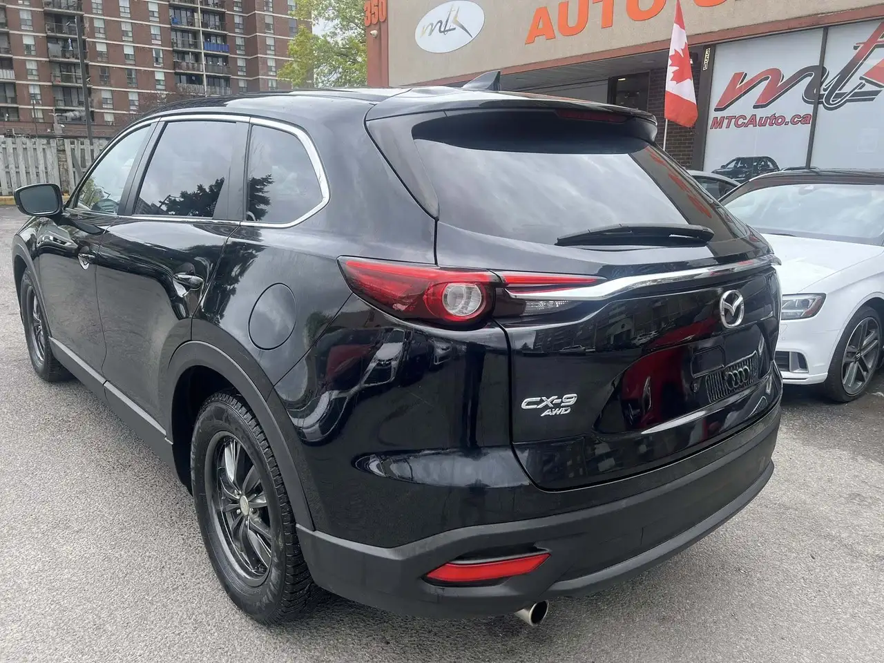 Mazda CX-9 снимка Mazda CX-9