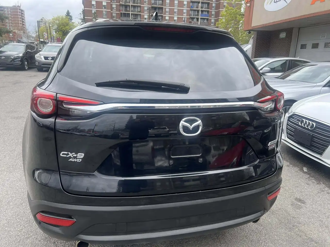 Mazda CX-9 снимка Mazda CX-9