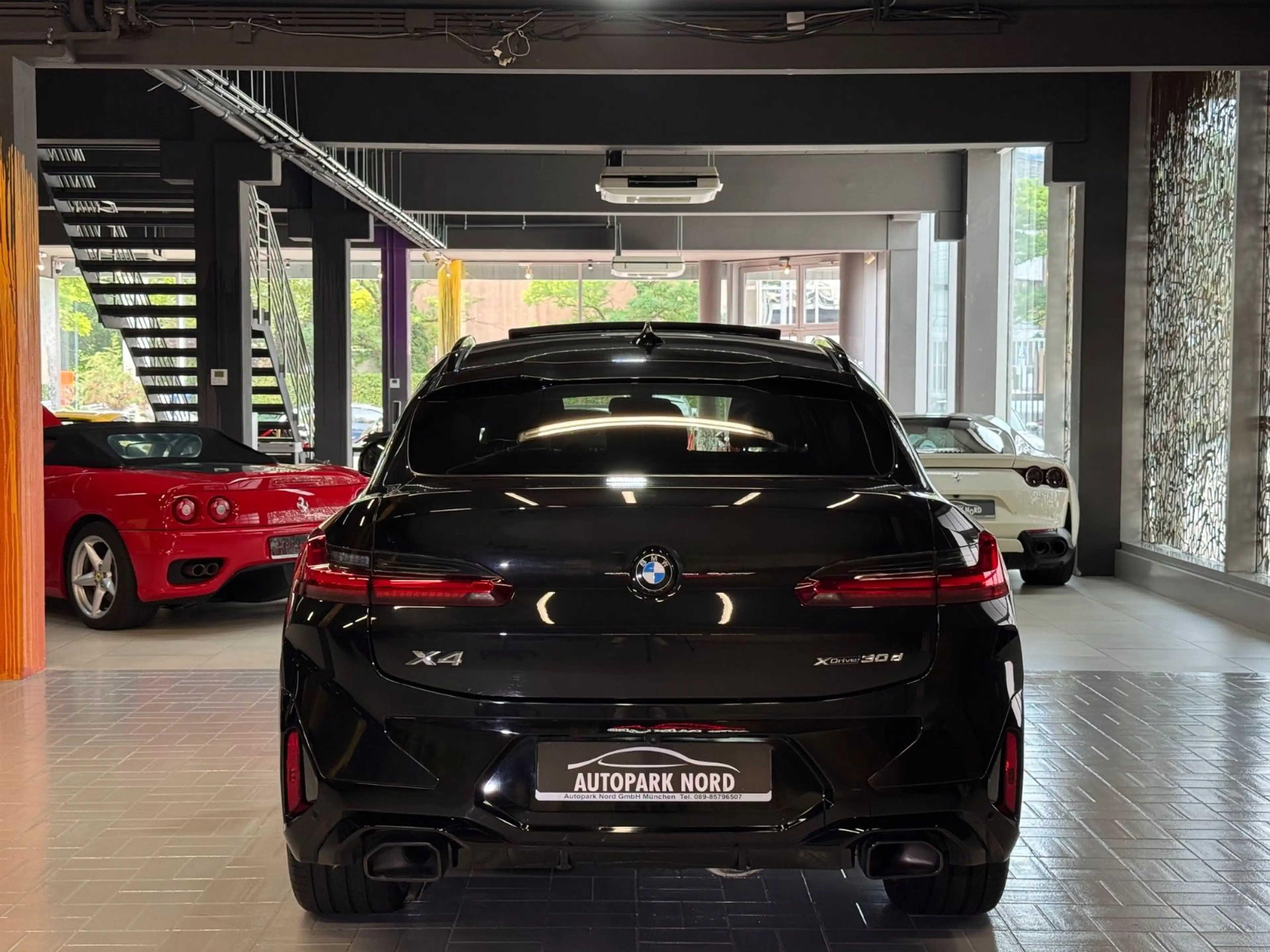 BMW X4 xDrive 30d M Sport LASER~STANDHZG~PANO~KAMERA — photo 6