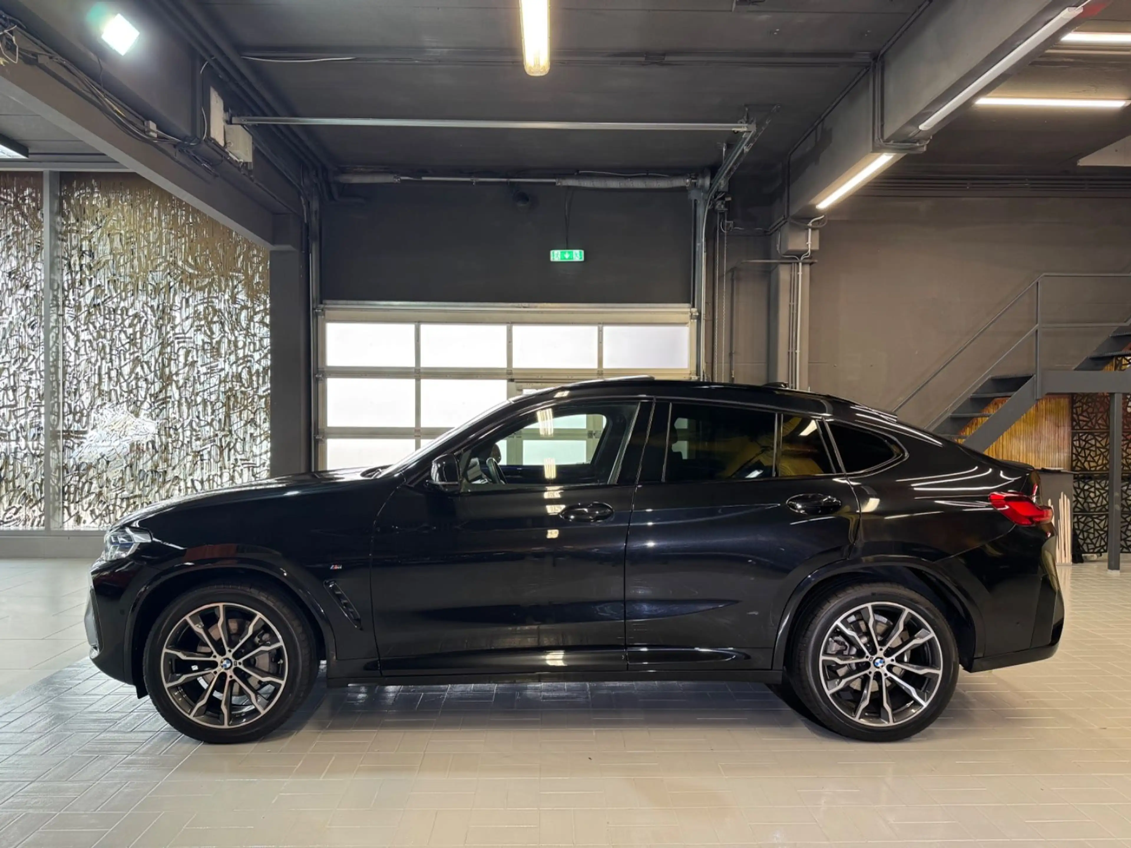 BMW X4 xDrive 30d M Sport LASER~STANDHZG~PANO~KAMERA — photo 4