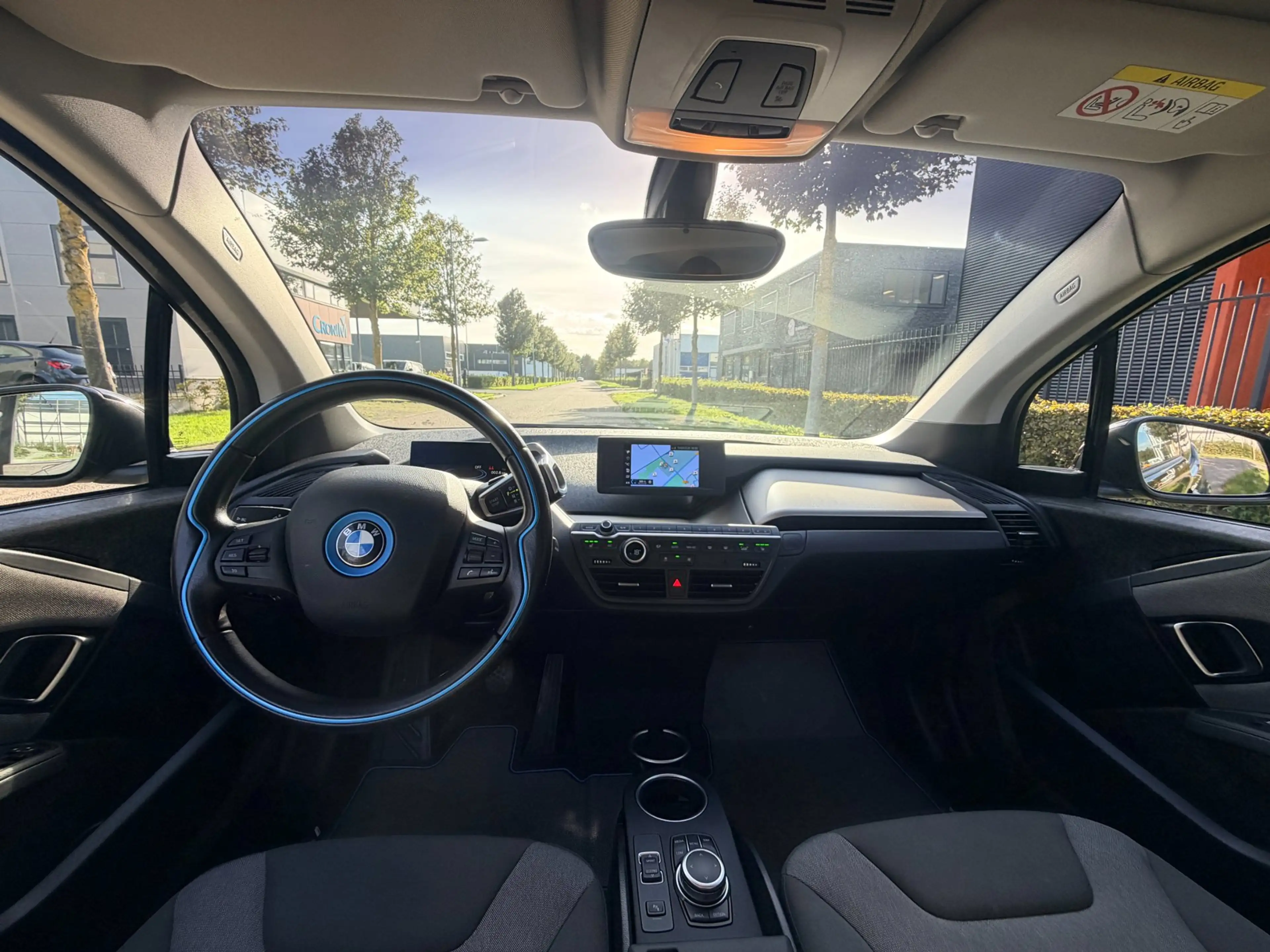 BMW i3 I3S 120Ah 42 kWh, stoelverwarming, — photo 6