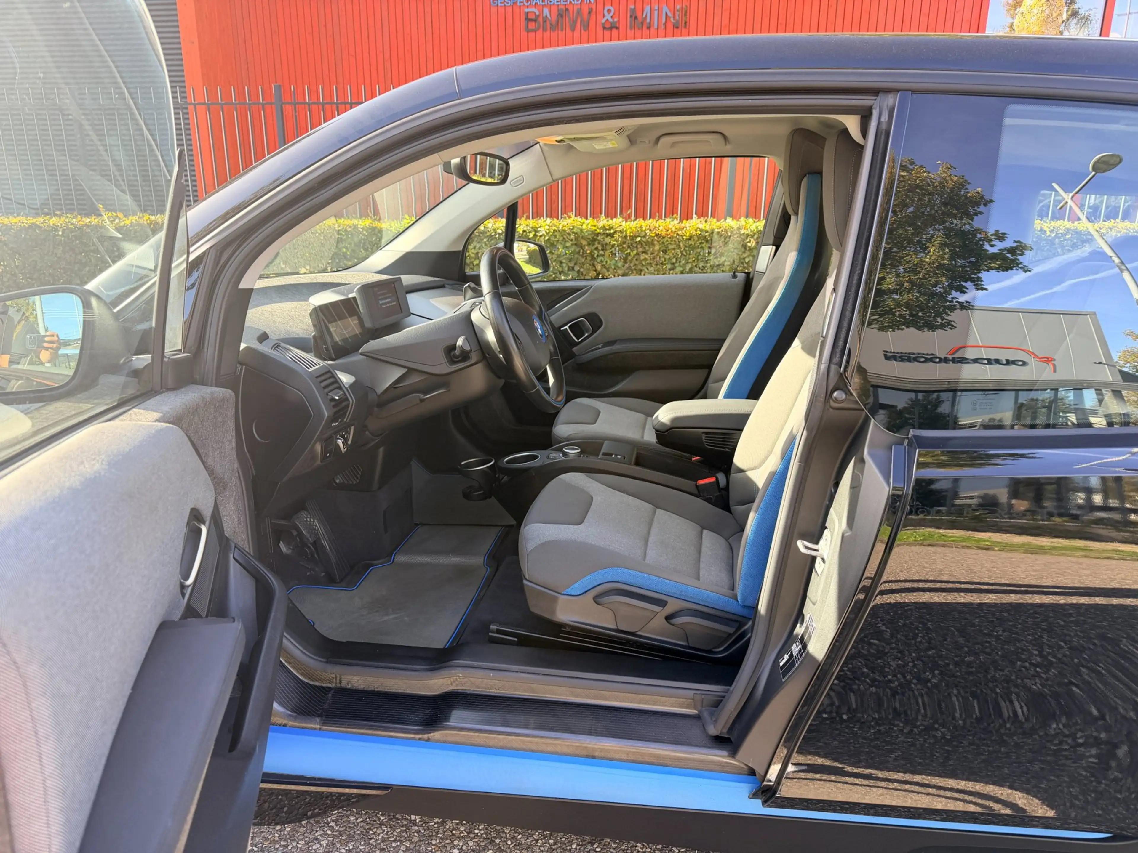 BMW i3 I3S 120Ah 42 kWh, stoelverwarming, — photo 9