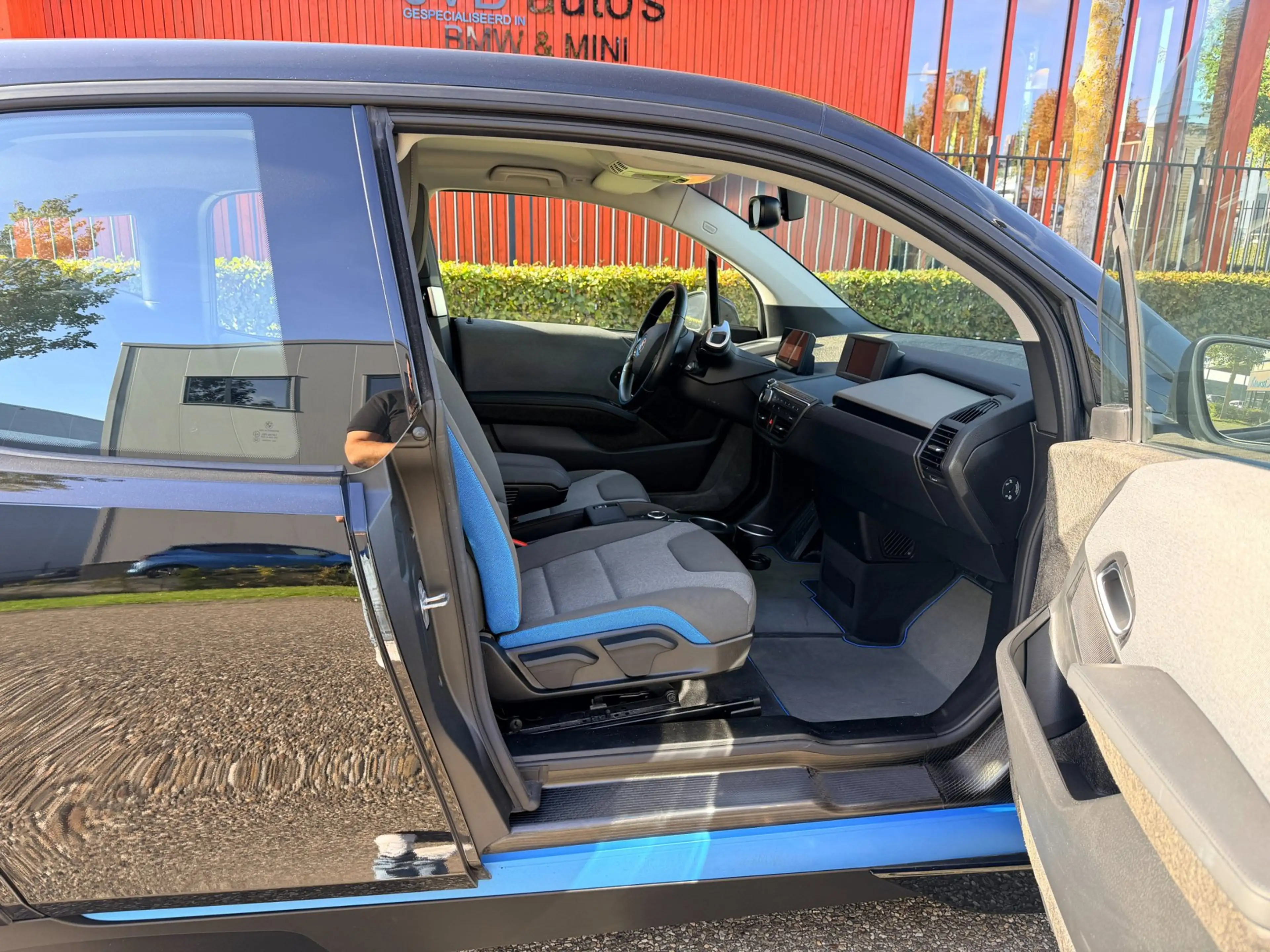 BMW i3 I3S 120Ah 42 kWh, stoelverwarming, — photo 12