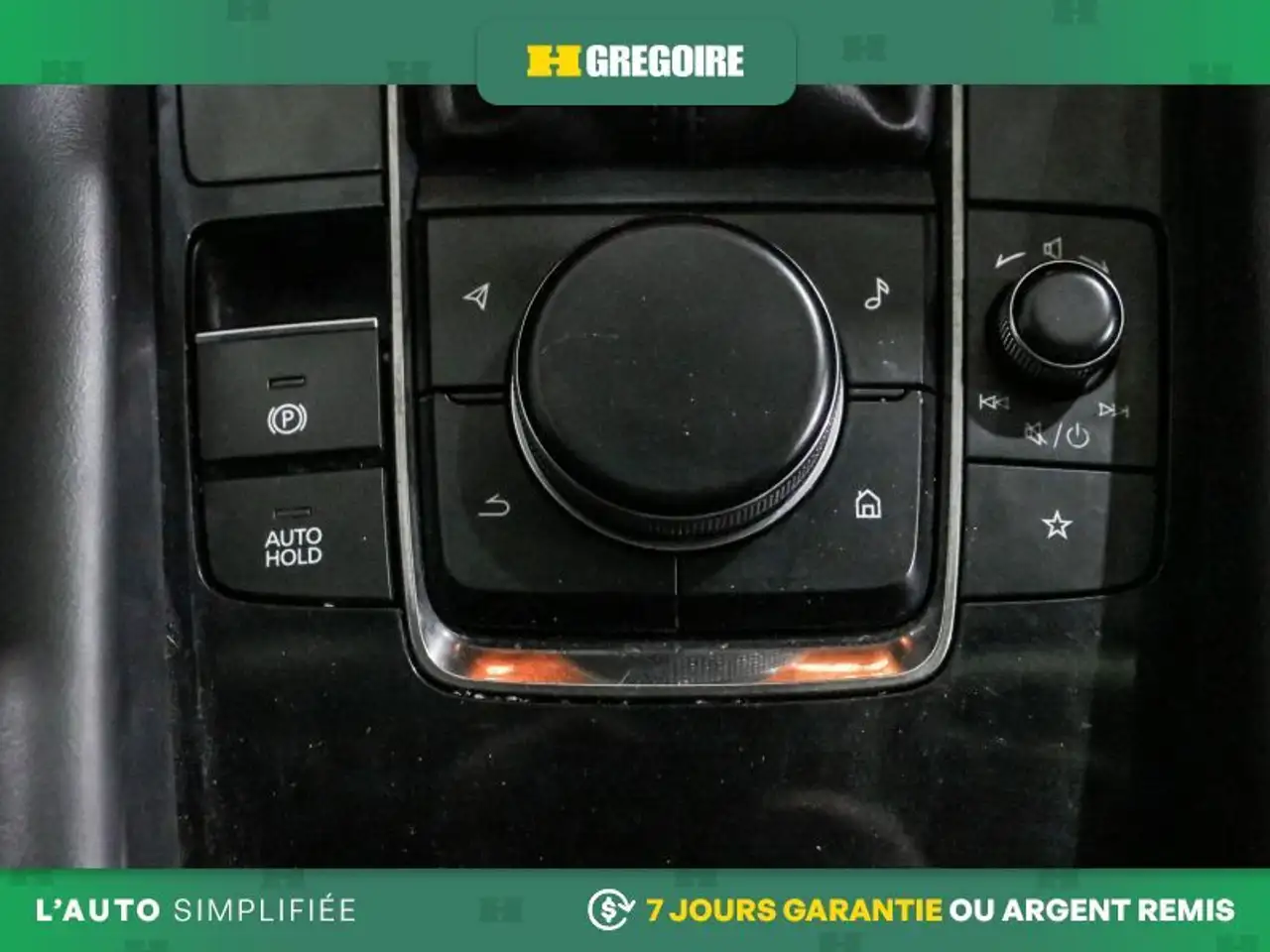 Mazda 3 снимка Mazda 3