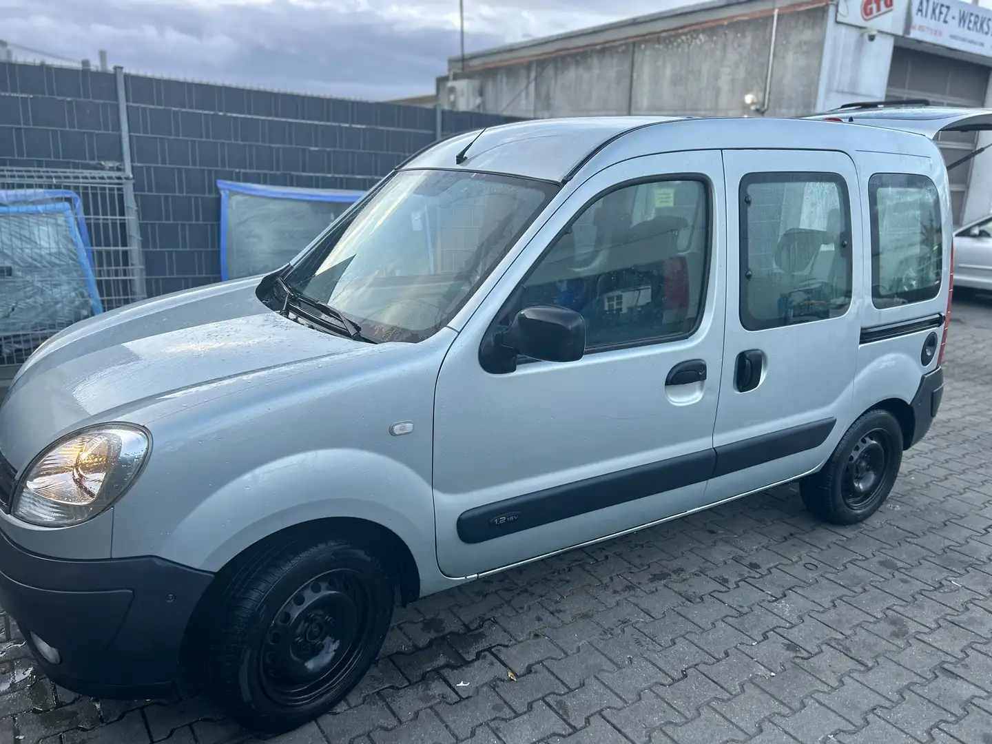 Renault Kangoo 1.2 16V Edition Campus - 2