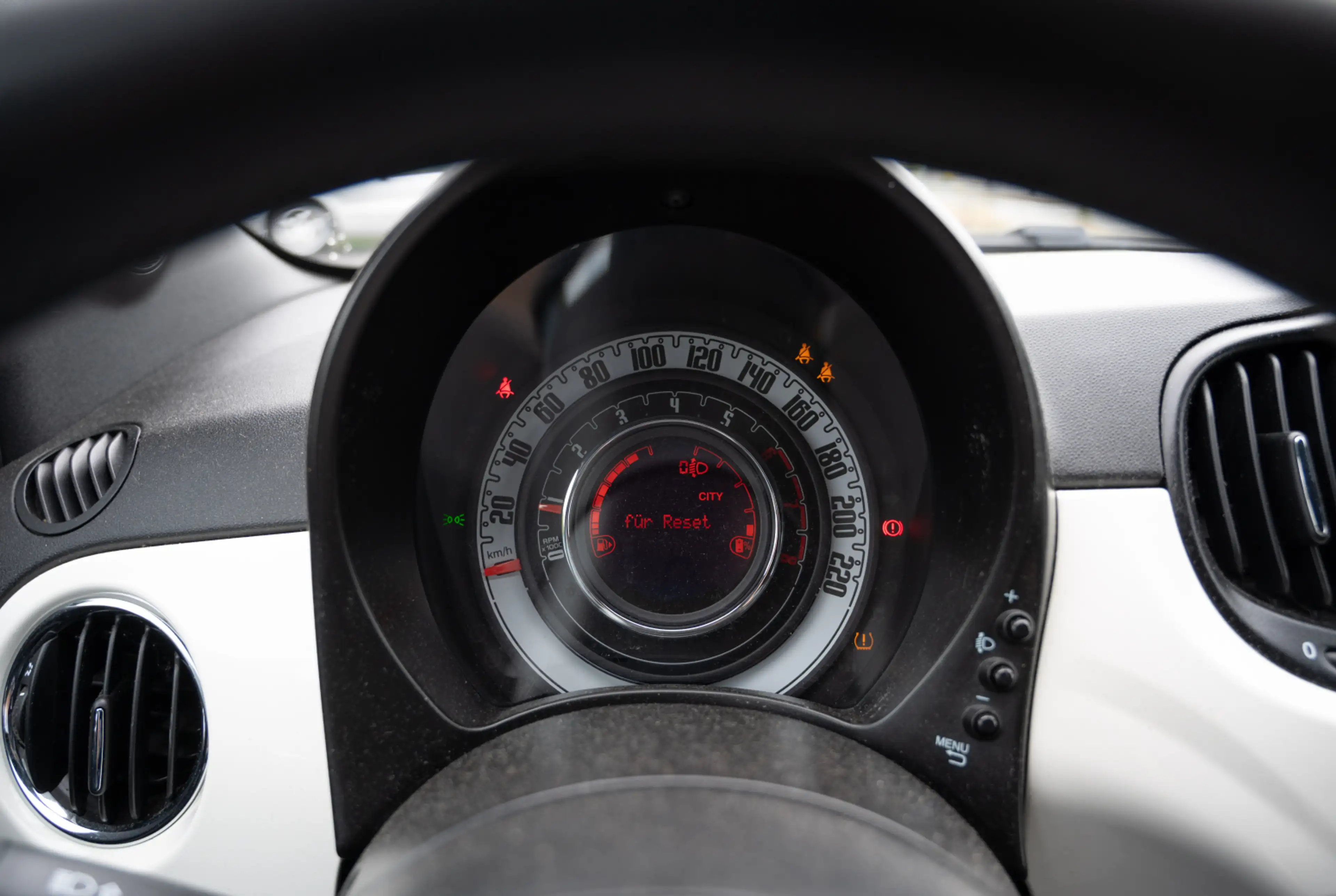 Fiat 500 1.0 GSE N3 Hybrid *KOMFORT-PAKET*MIRRORSCREEN* — photo 14