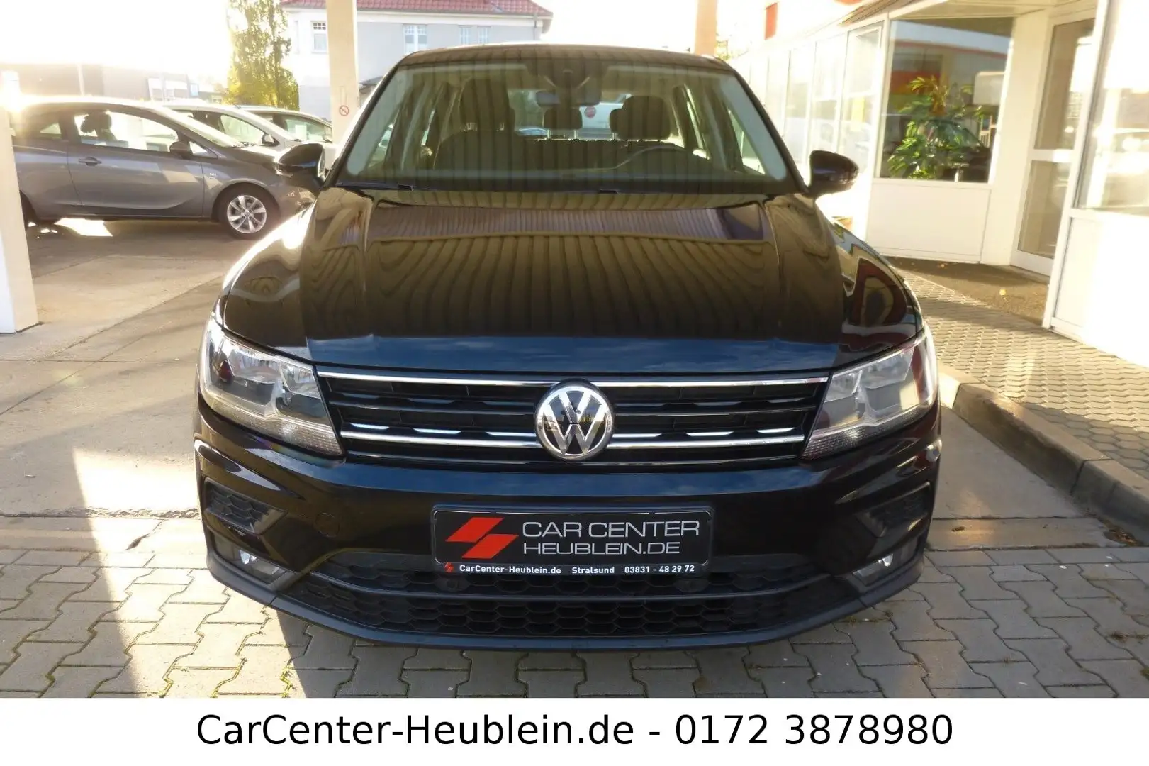 Volkswagen Tiguan Trendline BMT/Start-Stopp Schwarz - 2