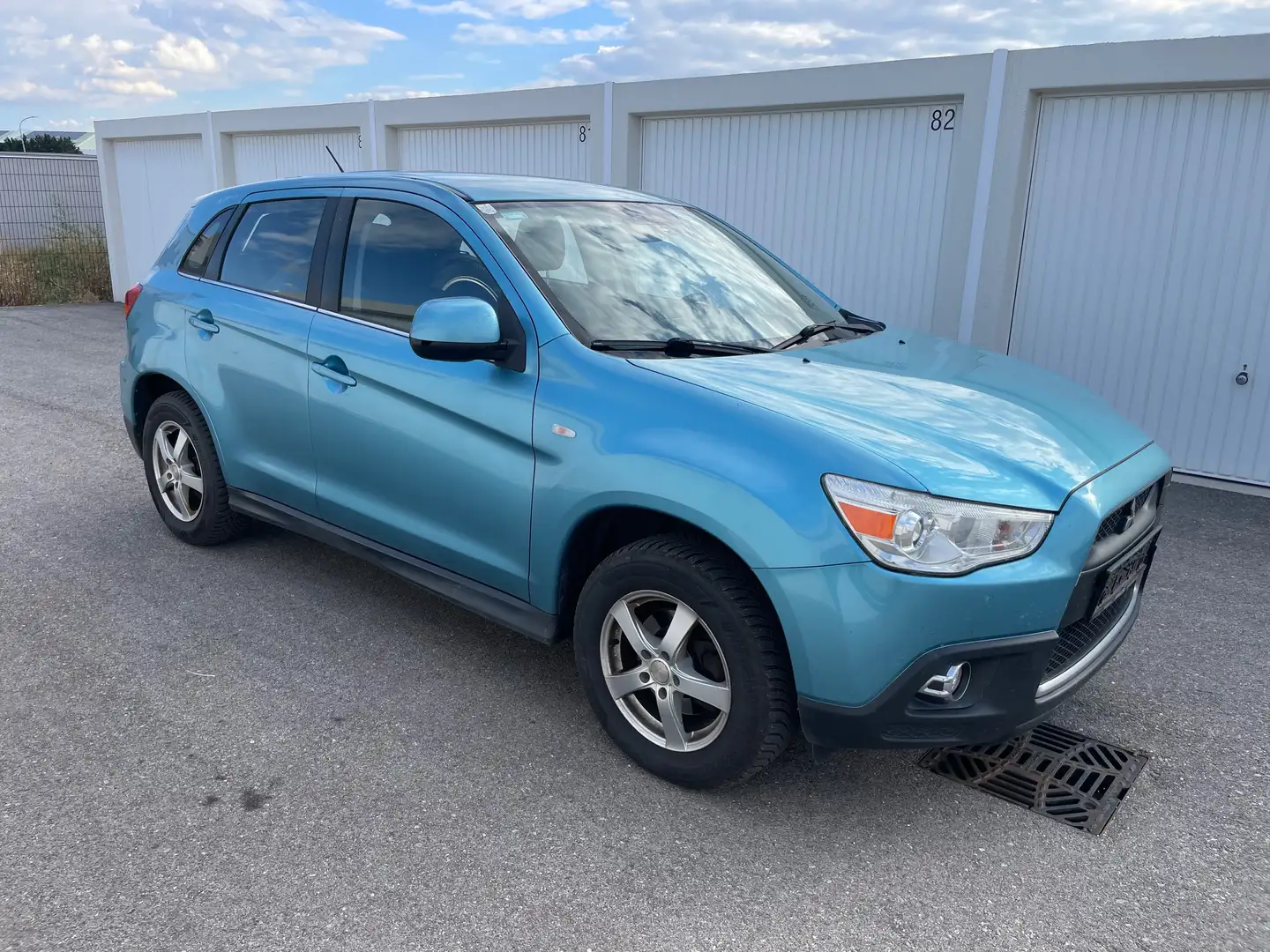 Mitsubishi ASX ASX 1,6 Invite Invite Blau - 2