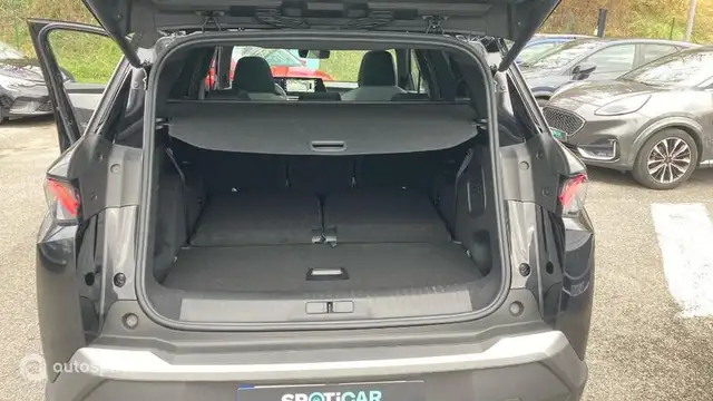 Peugeot 5008 view 14