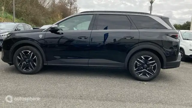 Peugeot 5008 view 8