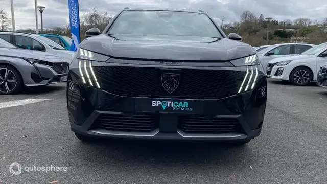 Peugeot 5008 view 2