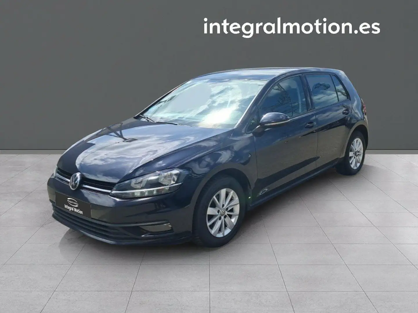 Volkswagen Golf 1.0 TSI Ready2GO 81kW Negro - 1