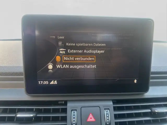 Audi Q5 view 15
