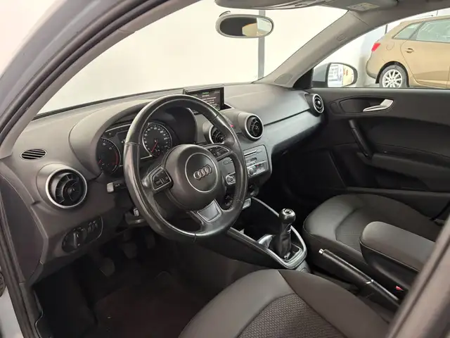 Audi A1 view 6