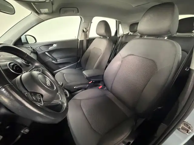 Audi A1 view 5