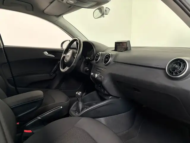 Audi A1 view 4