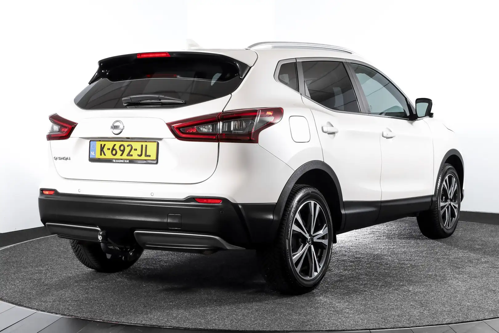 Nissan Qashqai 1.3 DIG-T N-Connecta 160 PK - Automaat | Pano | Cr Blanc - 2