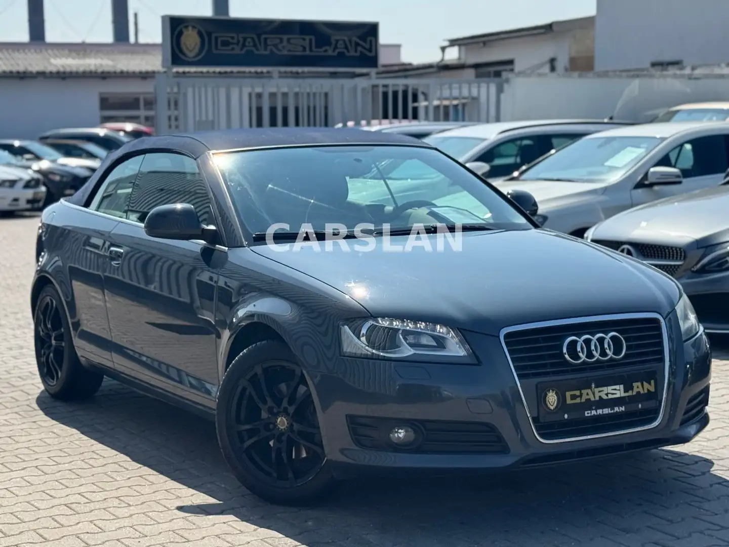 Audi A3 Cabriolet AMBITION NAVI+LED+AHK+XENON+SHZ+PDC Grau - 1