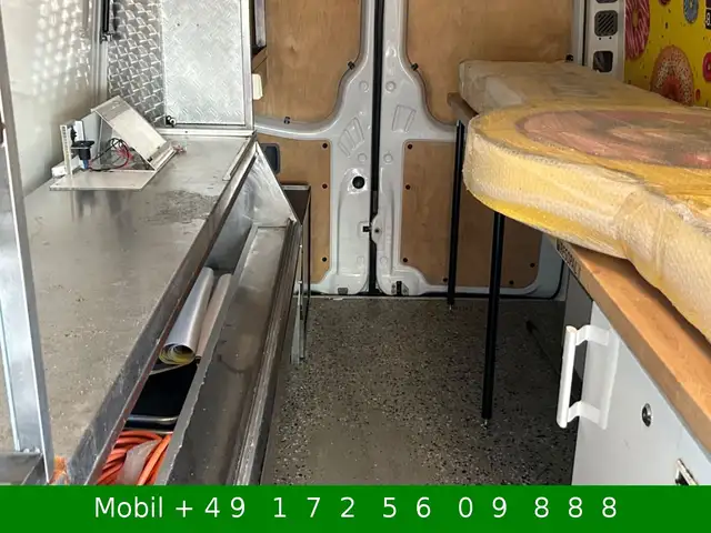 Mercedes-Benz Sprinter view 15