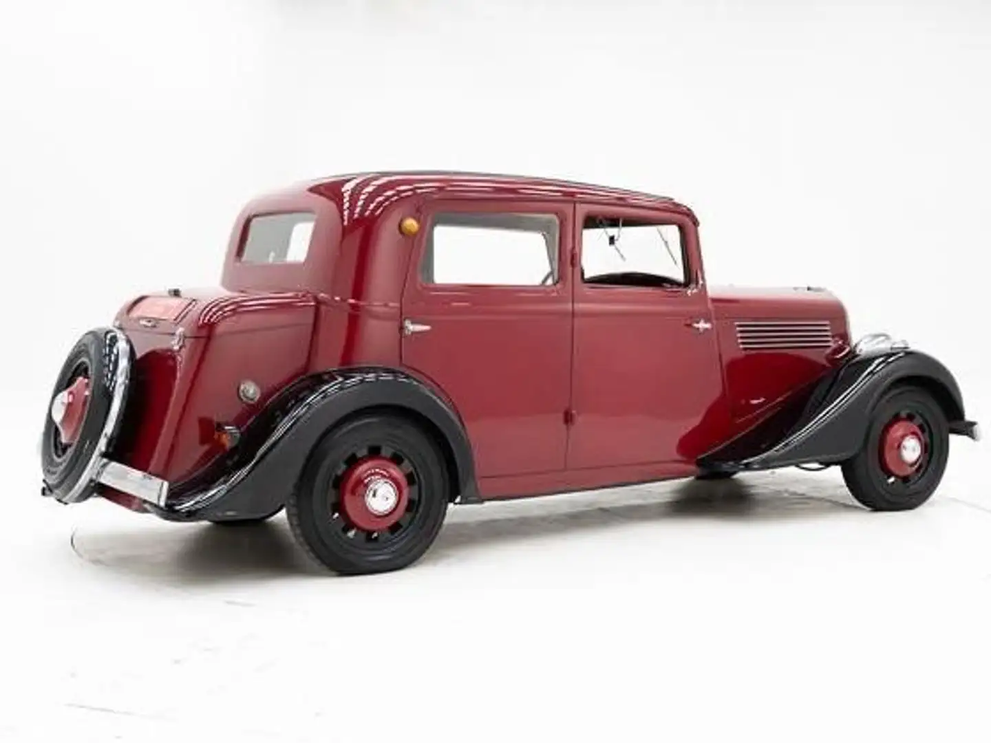 Oldtimer Інші Berliet Dauphine 11 CV VIRL '34 CH42543 Червоний - 2