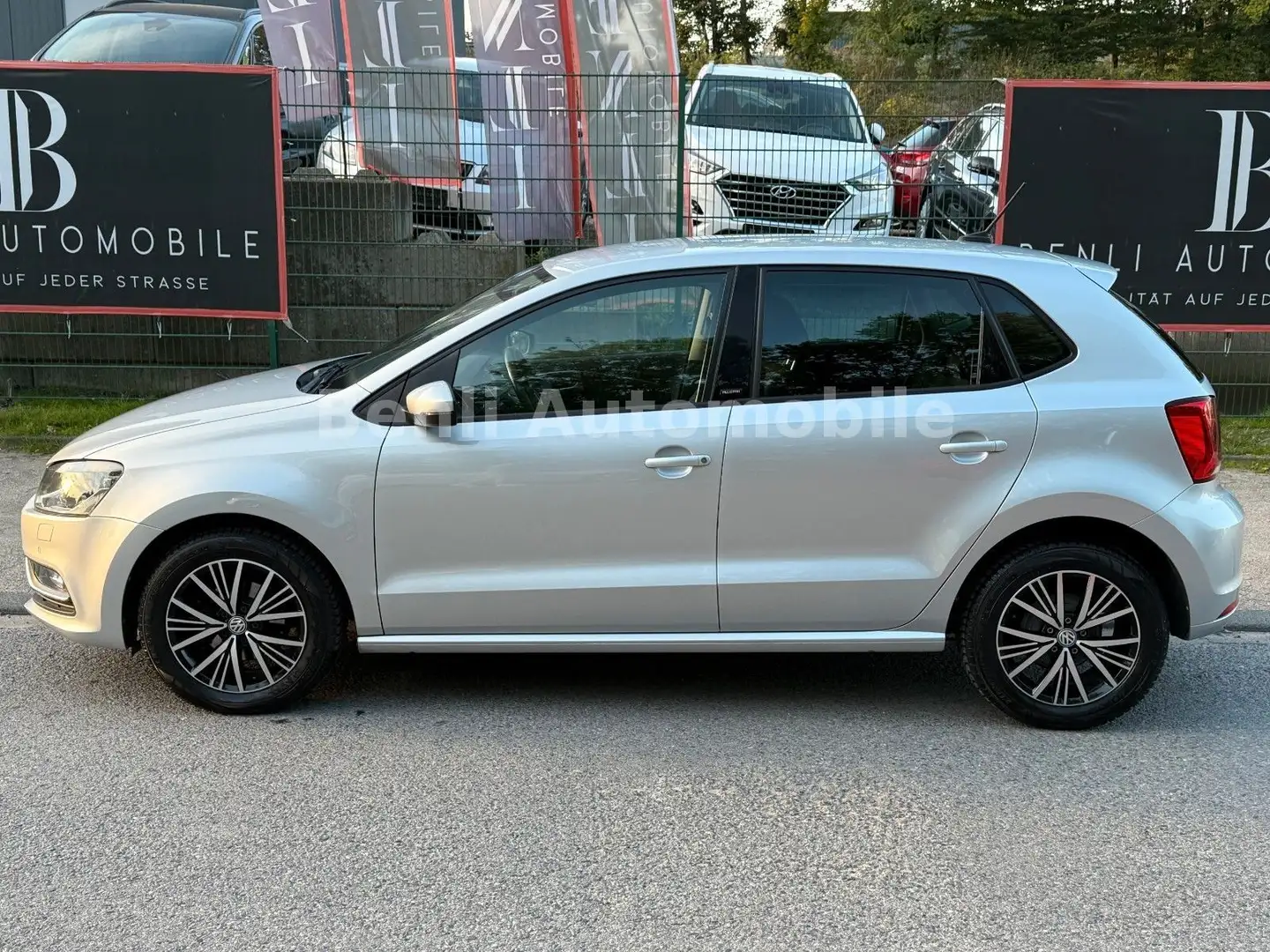 Volkswagen Polo Allstar BMT/NAVI/SHZ/TMP/START-STOP/TÜV-AU Silber - 2