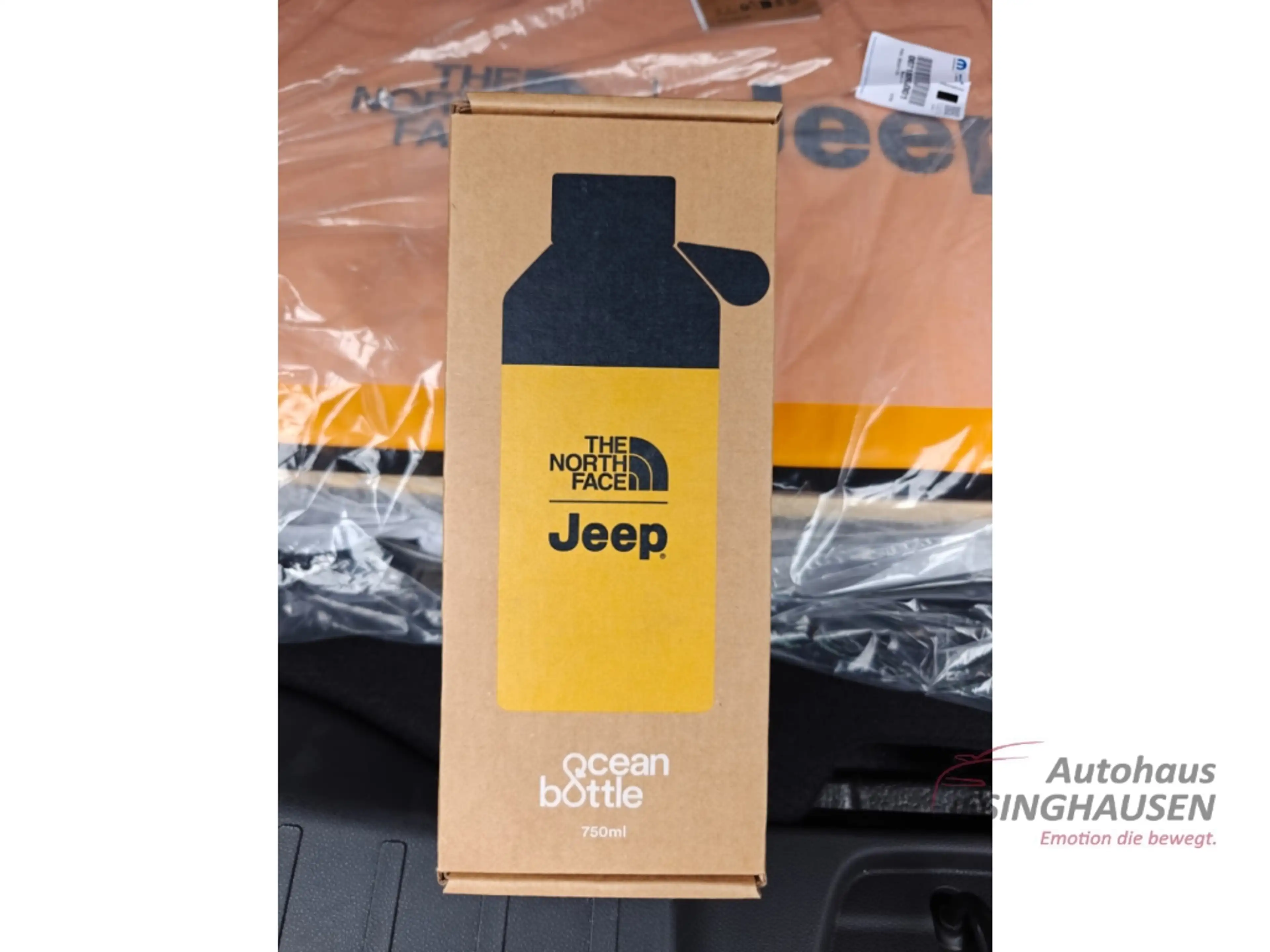 Jeep Avenger The North Face 4xe WinterP.+El.Heckklap.+Apple Car — photo 9