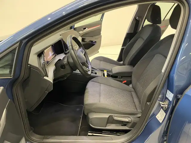Volkswagen Golf view 6