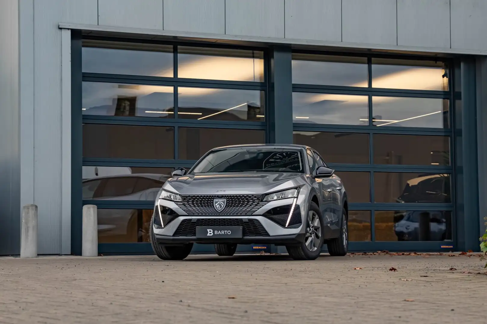 Peugeot 408 130 PK AT | Camera | Keyless | Navi | Airco | A... Gris - 1