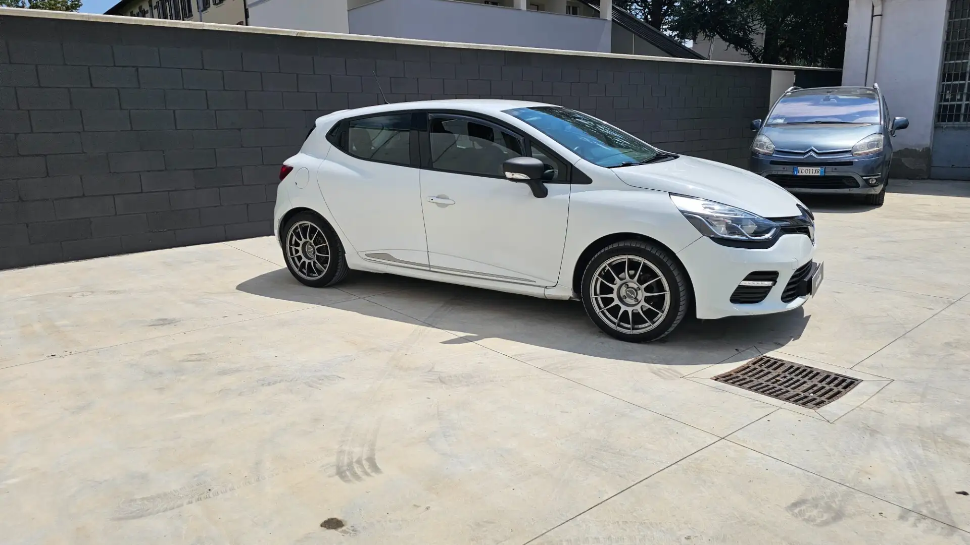 Renault Clio Clio 1.2 TCe 120CV EDC 5 porte GT Bianco - 1