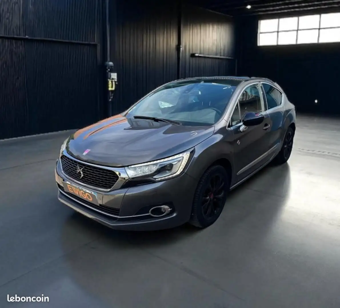DS Automobiles DS 4 THP 210ch Performance line S&S Gri - 1