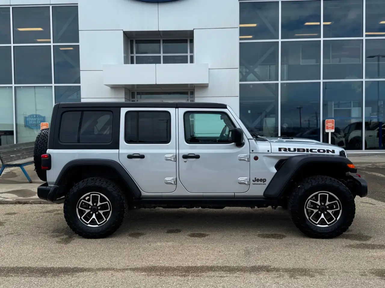 Jeep Wrangler снимка Jeep Wrangler