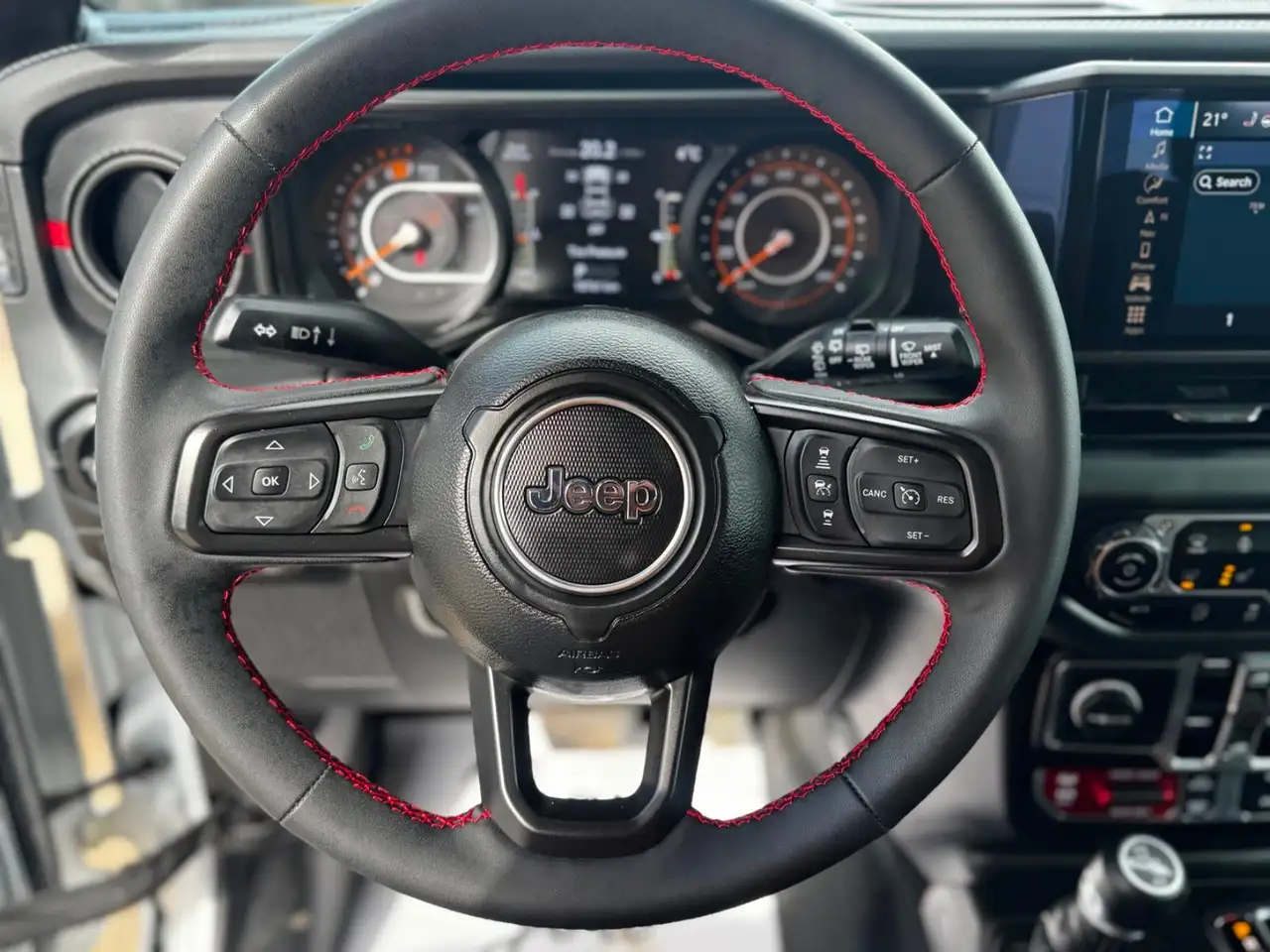 Jeep Wrangler снимка Jeep Wrangler