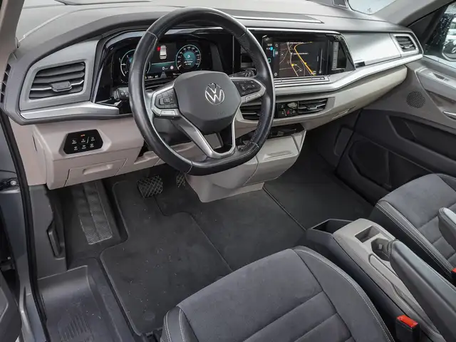 Volkswagen Multivan view 10