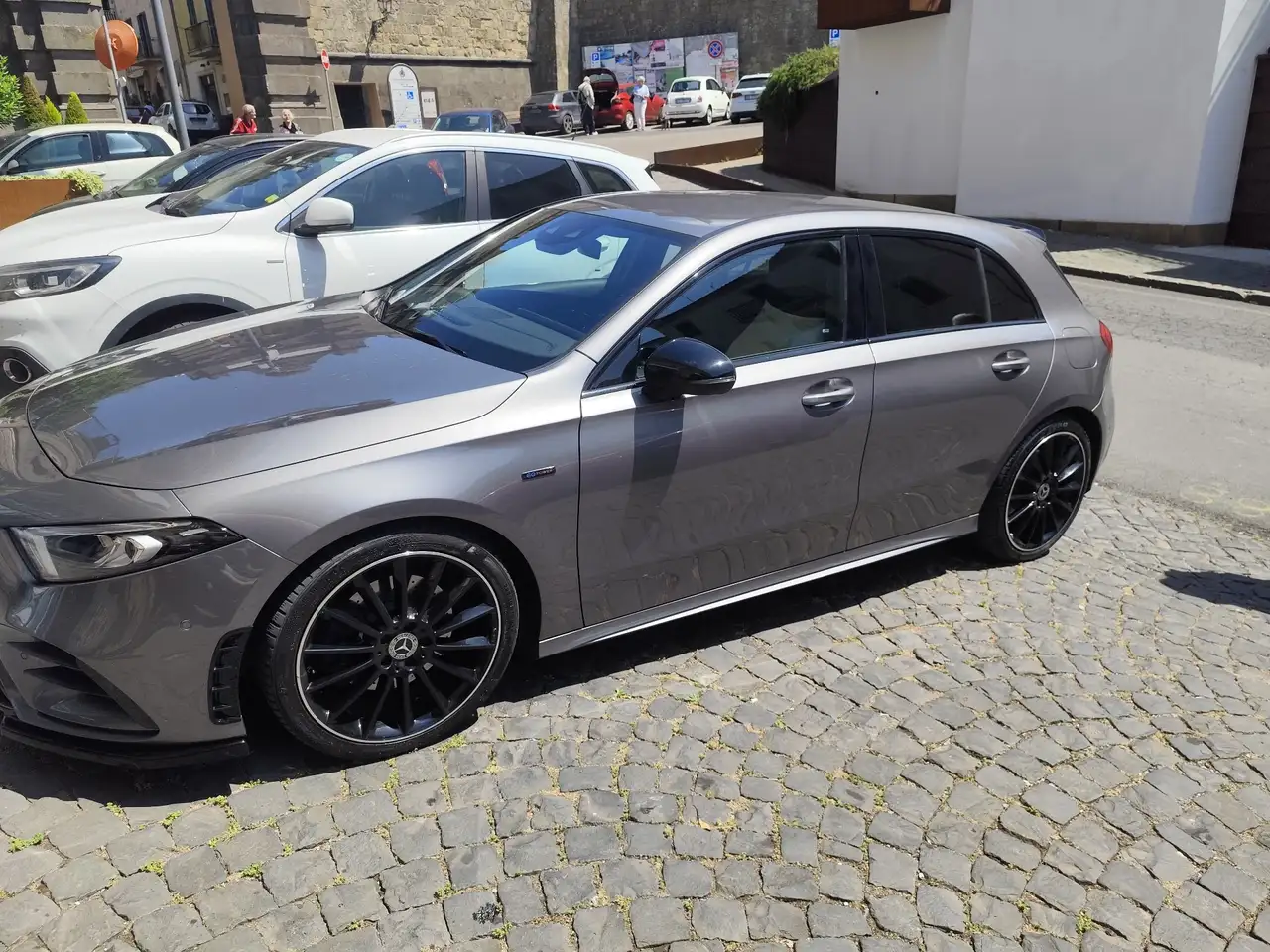 Mercedes-Benz A 250