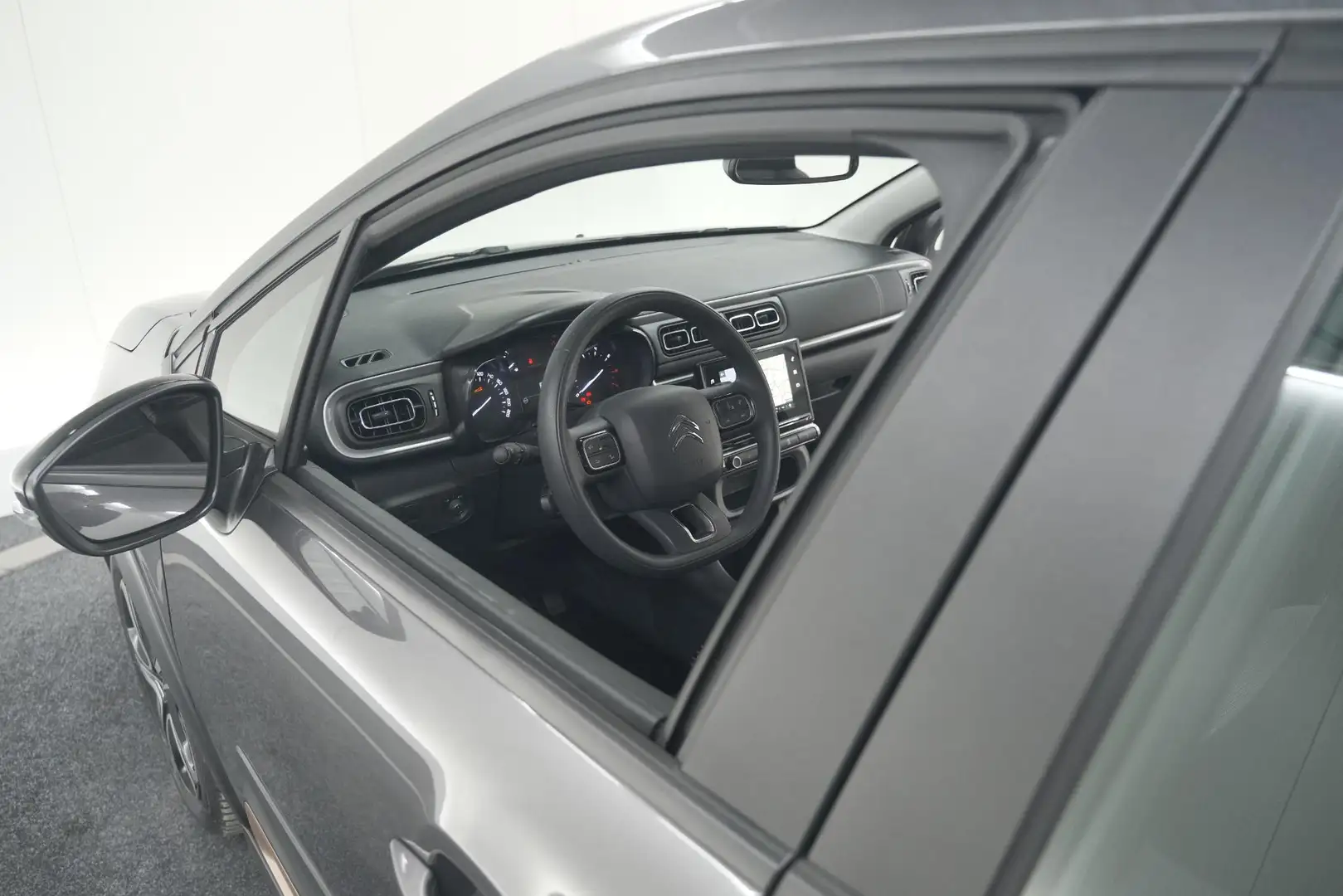 Citroen C3 PureTech 82 C-Series | Navigatie | Climate Control Gris - 2