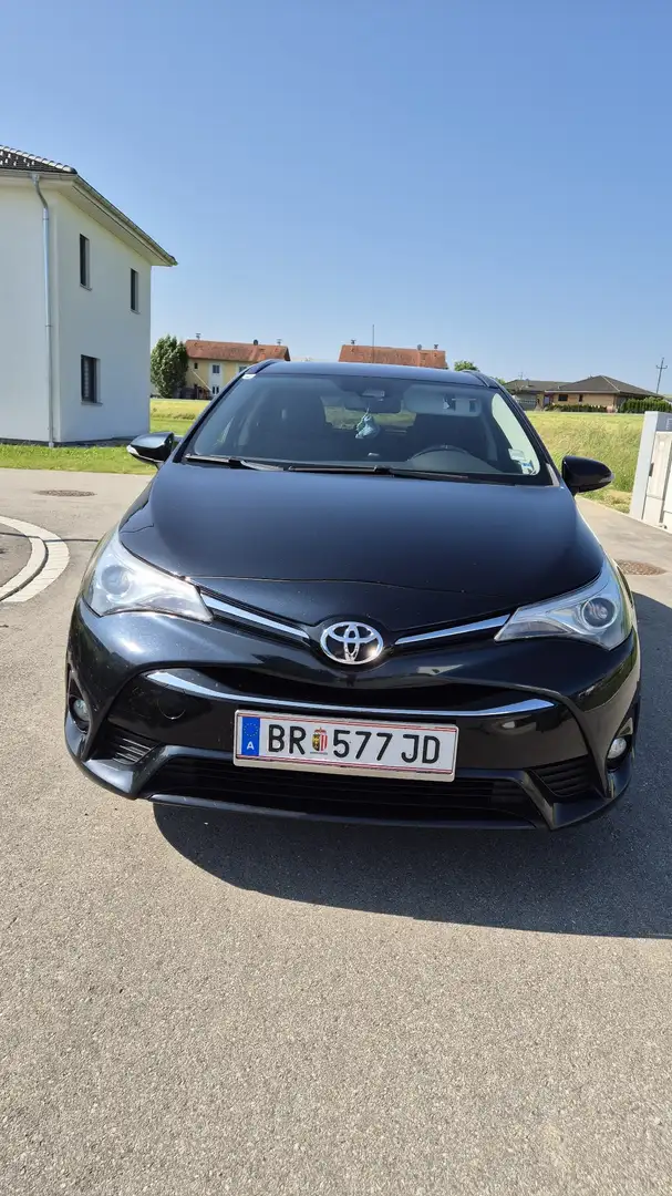 Toyota Avensis 1,8 Valvematic Active Plus - 1