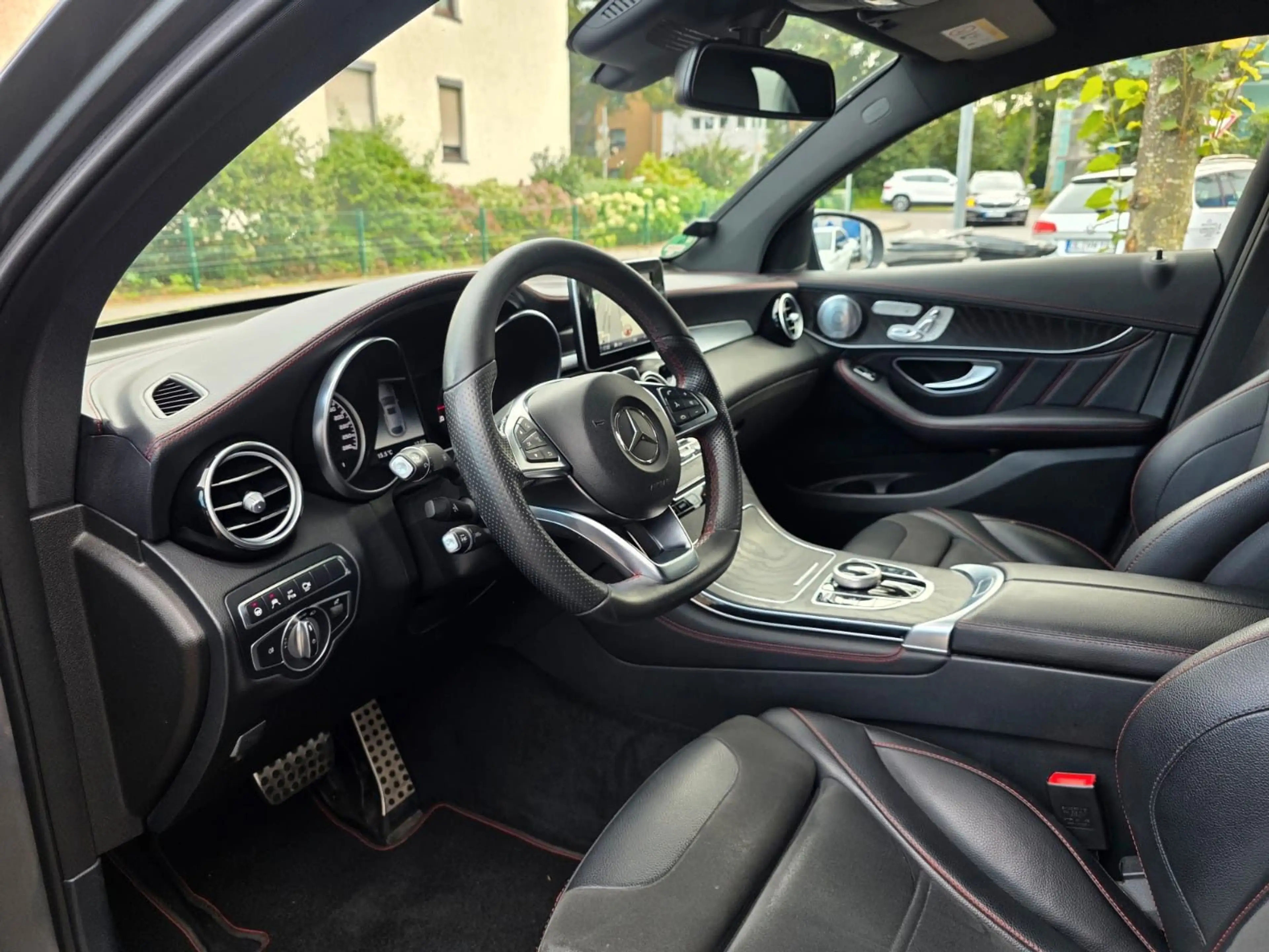 Mercedes-Benz GLC 43 AMG Coupe 4Matic/360°/Night-Paket/AHK/ — photo 7